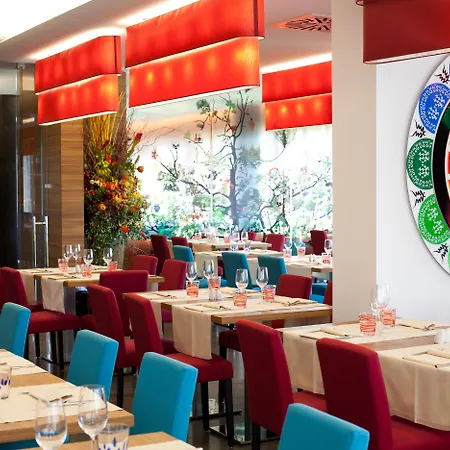 Crowne Plaza Fiera By Ihg Готель 4*