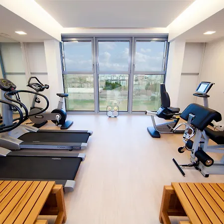 Crowne Plaza Fiera By Ihg Готель