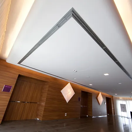 Готель Crowne Plaza Fiera By Ihg