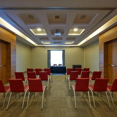 Crowne Plaza Fiera By Ihg Готель Верона